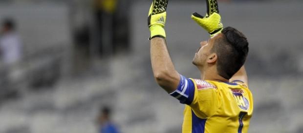 Fábio se lesiona e está fora da temporada Fábio se lesiona e está fora da temporada