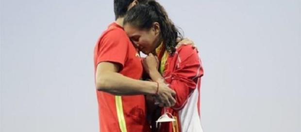 He Zi cerută în căsătorie după ce a luat argint la sărituri He Zi cerută în căsătorie după ce a luat argint la sărituri
