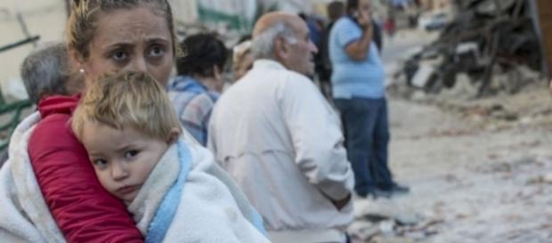 Amatrice si sveglia all'alba così Amatrice si sveglia all'alba così