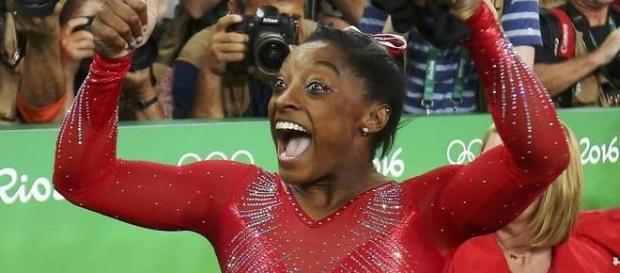 Simone Biles: A garota super poderosa Simone Biles: A garota super poderosa