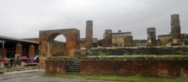 Templo de Júpiter, Pompeya, Italia Templo de Júpiter, Pompeya, Italia