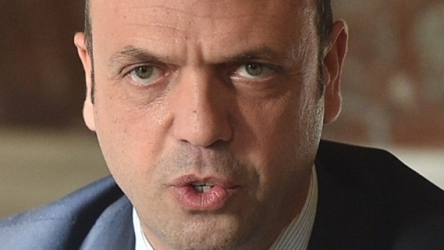 Il ministro Alfano parla di Isis e terrorismo