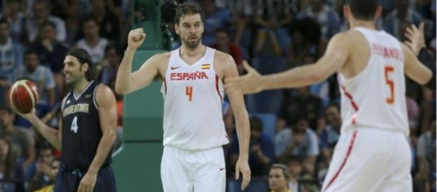 Gasol y Rudy sellaron el pase de la selección a cuartos ante Argentina Gasol y Rudy sellaron el pase de la selección a cuartos ante Argentina