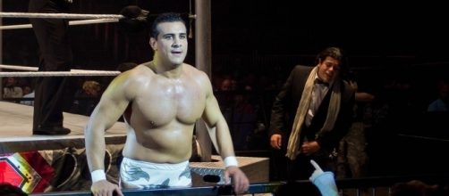 Alberto Del Rio with former manager Ricardo Rodriguez (right) in 2011. Photo c/o Wikimedia Commons.