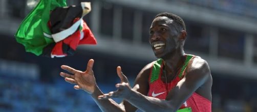 Conseslus Kipruto, oro sui 3.000 siepi con il nuovo record olimpico
