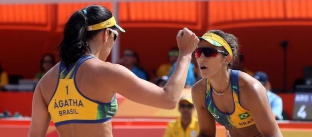 Ágatha e Bárbara vencem americanas e vão disputar o ouro olímpico contra alemãs Ágatha e Bárbara vencem americanas e vão disputar o ouro olímpico contra alemãs
