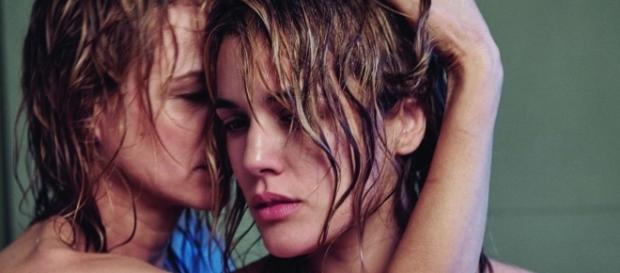 Emma Suárez y Adriana Ugarte en 'Julieta' Emma Suárez y Adriana Ugarte en 'Julieta'