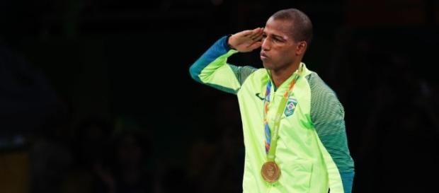 Robson Conceição, medalhista de ouro no Boxe e terceiro sargento da Marinha. (Foto: Fernando Frazão/Agência Brasil) Robson Conceição, medalhista de ouro no Boxe e terceiro sargento da Marinha. (Foto: Fernando Frazão/Agência Brasil)
