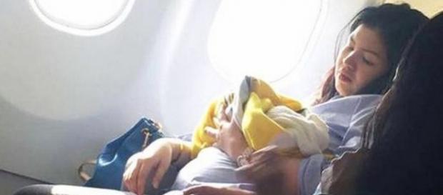 Micuța Haven, la scurt timp după ce a fost născută în avion. Foto: Missy Berberabe Umandal-Facebook Micuța Haven, la scurt timp după ce a fost născută în avion. Foto: Missy Berberabe Umandal-Facebook