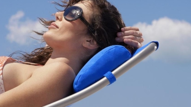 Stress da rientro e abbronzatura: consigli per il benessere psicofisico e per mantenere un bel colore