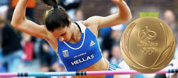 Katerina Stefanidis da Grécia atinge 4.85m no salto com vara e ganha a medalha de ouro Katerina Stefanidis da Grécia atinge 4.85m no salto com vara e ganha a medalha de ouro