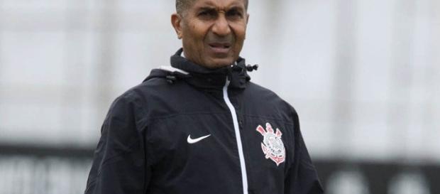 Técnico Cristóvão Borges se irrita com postura da torcida. Técnico Cristóvão Borges se irrita com postura da torcida.