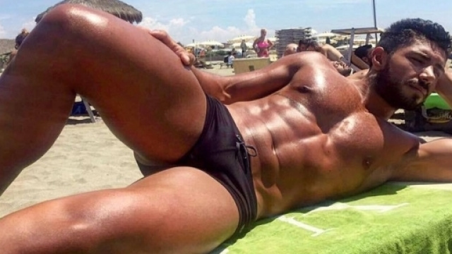 Emanuele Maringola candidato al trono gay