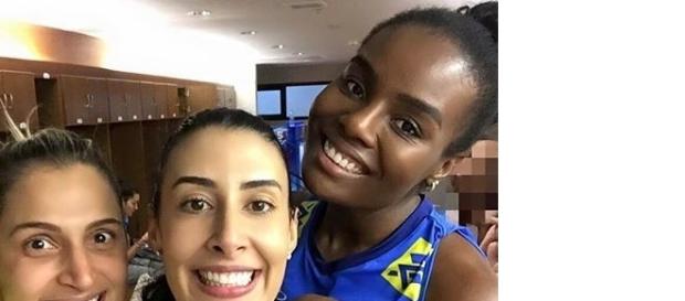Ao lado de Dani Lins, Sheilla, ao centro, e Fabiana, à direita, anunciaram o abandono temporário das redes sociais Ao lado de Dani Lins, Sheilla, ao centro, e Fabiana, à direita, anunciaram o abandono temporário das redes sociais