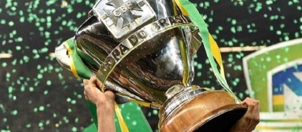 Corinthians e Fluminense é o grande clássico desta fase da competição Corinthians e Fluminense é o grande clássico desta fase da competição