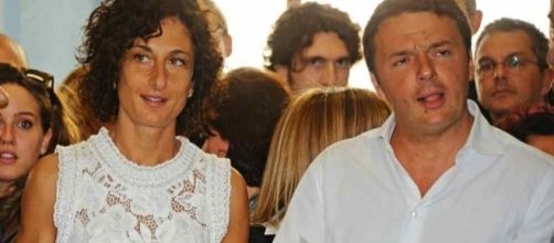 Ultime notizie scuola, sabato 20 agosto 2016: il Presidente del Consiglio, Matteo Renzi e la moglie Agnese Landini
