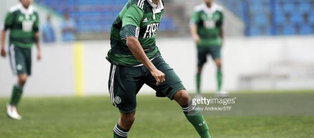 Luan, atacante do Palmeiras, vai jogar no Atlético-PR Luan, atacante do Palmeiras, vai jogar no Atlético-PR
