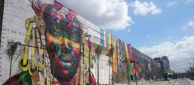 Mural Etnias no Boulevard Olímpico Mural Etnias no Boulevard Olímpico