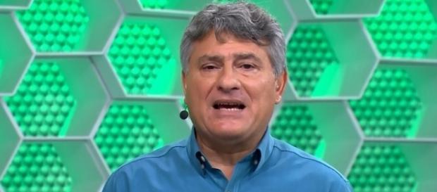 Cléber Machado se atrapalhou em narração Cléber Machado se atrapalhou em narração