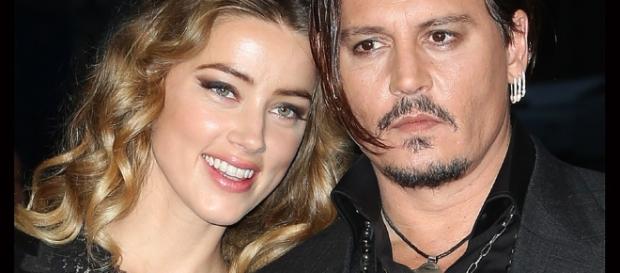 Johnny Depp soll Amber Heard Schweigegeld geboten haben | STERN.de - stern.de Johnny Depp soll Amber Heard Schweigegeld geboten haben | STERN.de - stern.de