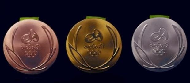Les médailles olympiques, vendues au poids, valent très peu Les médailles olympiques, vendues au poids, valent très peu
