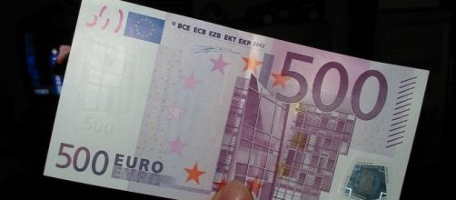 Ultime notizie scuola, lunedì 22 agosto 2016: bonus docenti 500 euro