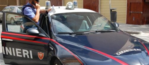 Vogliono corrompere i carabinieri Due giovani arrestati a ... - livesicilia.it