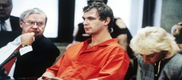 Jeffrey Dahmer, o Canibal de Milwaukee Jeffrey Dahmer, o Canibal de Milwaukee