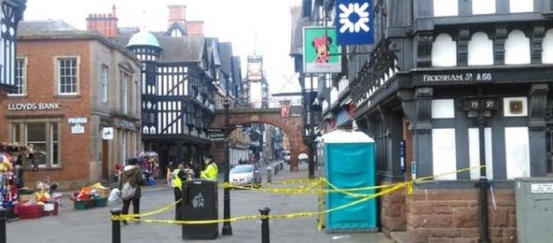 Un român a fost condamnat la 11 ani de închisoare în UK, pentru un viol într-o toaletă portabilă Un român a fost condamnat la 11 ani de închisoare în UK, pentru un viol într-o toaletă portabilă