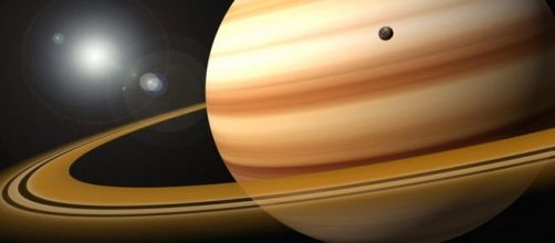 Si nascondono navi aliene tra gli anelli di Saturno?