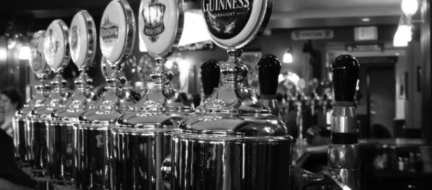 Plus de bars, plus de lieux de convivialité... bienvenue au pays de la tristesse permanente Plus de bars, plus de lieux de convivialité... bienvenue au pays de la tristesse permanente