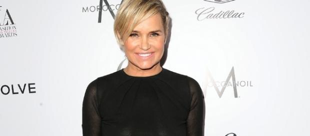 Yolanda Foster Signs A Lucrative Book Deal To Share Her Lyme ... - inquisitr.com Yolanda Foster Signs A Lucrative Book Deal To Share Her Lyme ... - inquisitr.com