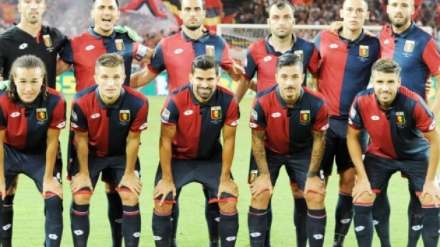Foto di rito Genoa-Cagliari al Ferraris - pianetagenoa1893.net