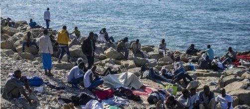 Il trasferimento da Ventimiglia in Sudan dei migranti fa discutere