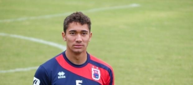Jean, jogador de apenas 21 anos, deverá ser o novo reforço do Timão. Jean, jogador de apenas 21 anos, deverá ser o novo reforço do Timão.