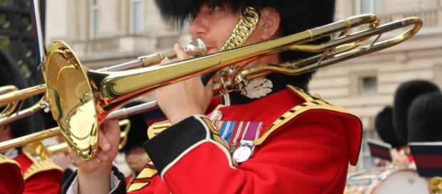 Cambio della guardia al Buckingham Palace Cambio della guardia al Buckingham Palace