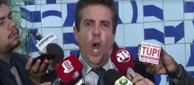 Em estado de fúria, ex-senador Valmir Amaral não perdoa e delata parlamentares Em estado de fúria, ex-senador Valmir Amaral não perdoa e delata parlamentares