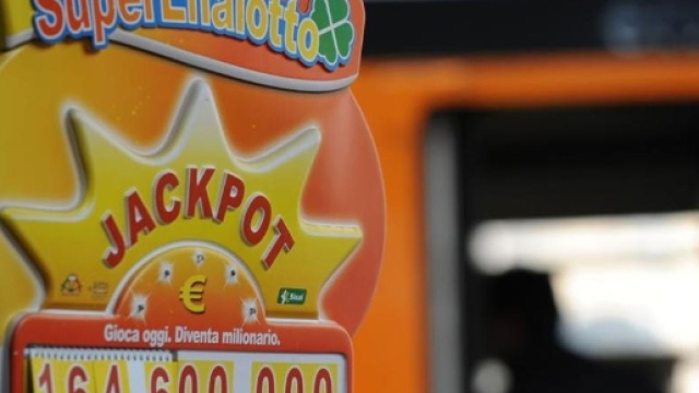 Jackpot ai terremotati? Meglio ancora una tassa sul gioco d'azzardo