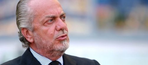 Aurelio De Laurentiis comunica il nuovo acquisto.