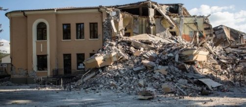 Terremoto, ad Amatrice crollata la scuola antisismica inaugurata nel 2012 - Foto da repubblica.it