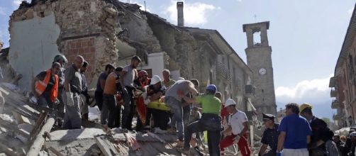 Terremoto: come ottenere il bonus e come aiutare la popolazione con sms