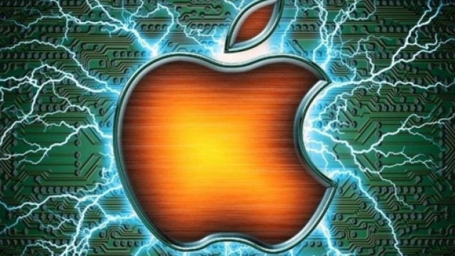 iPhone vulnerabile ai malware. Ahmed Mansoor ne &egrave; stato vittima