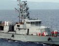 Iranian vessels harassing American warships