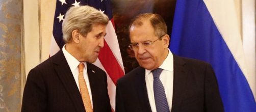Il segretario di Stato americano, John Kerry, ed il ministro degli esteri russo, Sergeij Lavrov