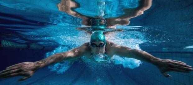 Esportes aquáticos são bons para manter a forma Esportes aquáticos são bons para manter a forma