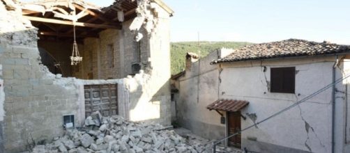 Alcune abitazioni di Accumoli devastate dal terremoto