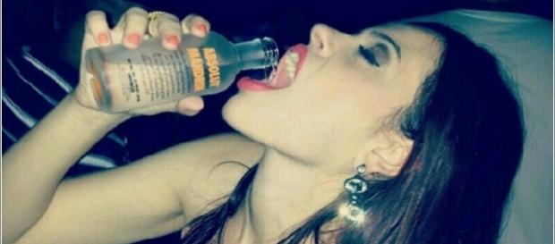 A vodka é uma das bebidas mais consumidas pelos jovens A vodka é uma das bebidas mais consumidas pelos jovens