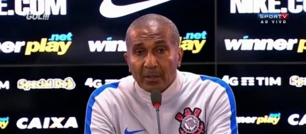 Ponte Preta 2 x 0 Corinthians. Torcida volta a criticar Cristóvão Borges Ponte Preta 2 x 0 Corinthians. Torcida volta a criticar Cristóvão Borges