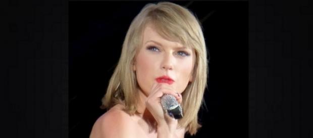 #VMAs go on without Taylor Swift this year! Photo: Wikimedia Commons, Gabbo... Flicker #VMAs go on without Taylor Swift this year! Photo: Wikimedia Commons, Gabbo... Flicker