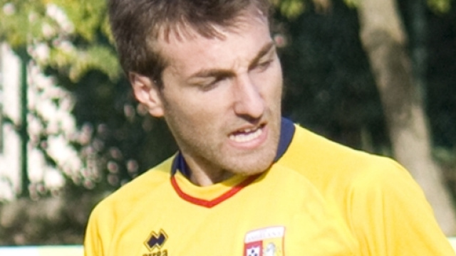 Il giovane calciatore di trent'anni morto in campo